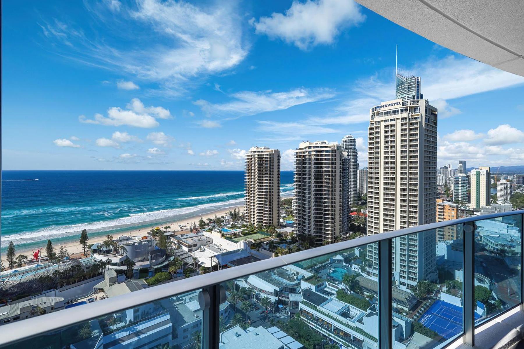 H Star Residences-- Paradise Stayz Гоулд Коуст Екстериор снимка
