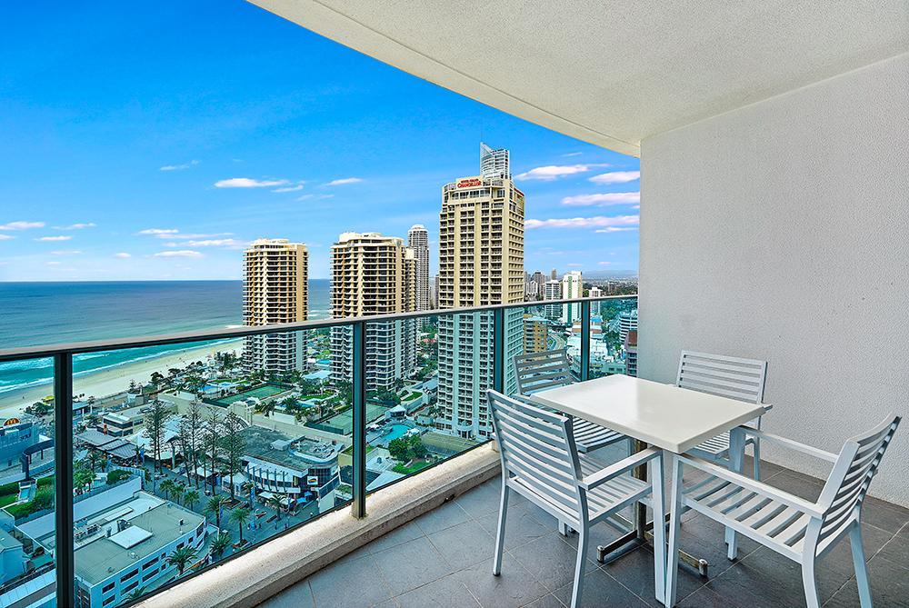 H Star Residences-- Paradise Stayz Гоулд Коуст Екстериор снимка